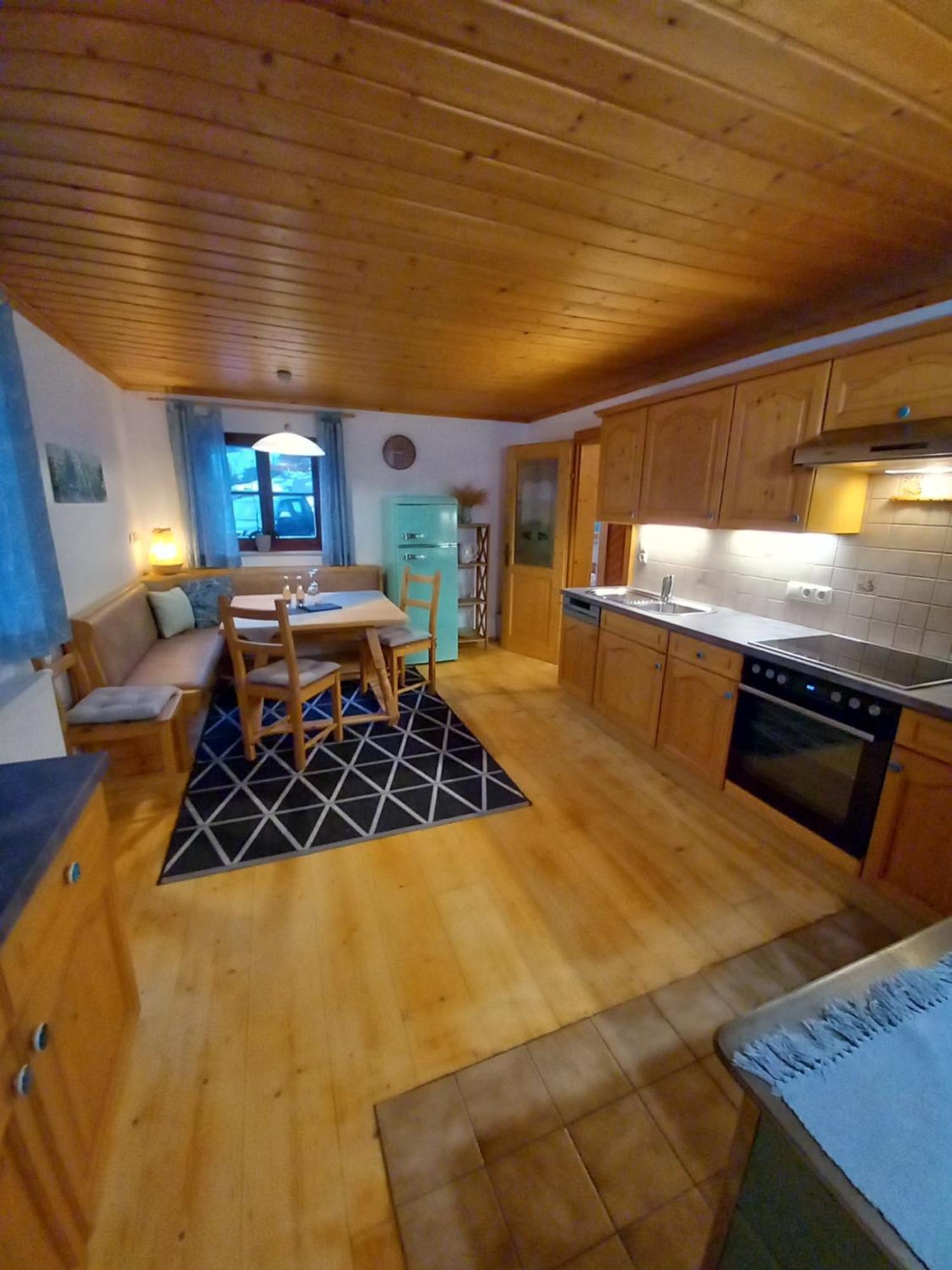 Ferienwohnung S'Rastl Direkt Mit Bergpanorama Grundlsee Exterior foto